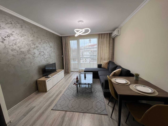 Дава се под наем Двустаен апартамент в Пловдив, Христо Смирненски - 65 кв.м за 511 € - Снимка #1