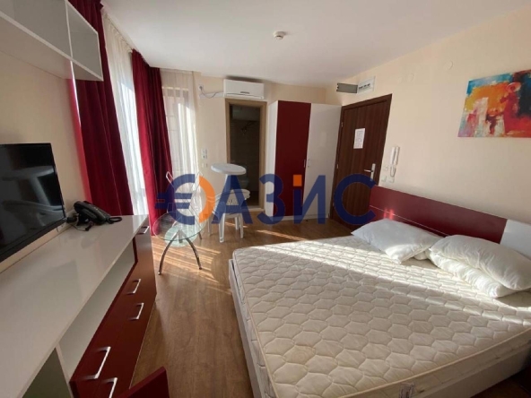 Едностаен апартамент в Свети Влас - 32 кв.м за 2085 €/кв.м - Снимка #1