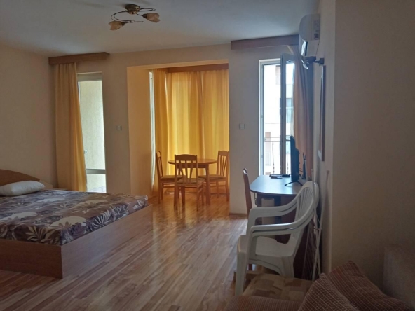 Двустаен апартамент в Созопол - 68 кв.м за 1736 €/кв.м - Снимка #1
