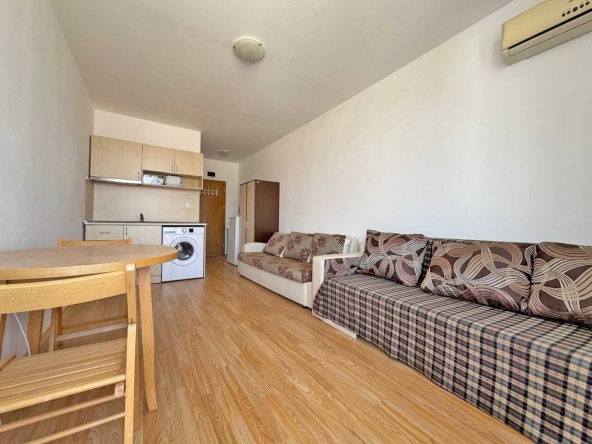 Едностаен апартамент в к.к. Слънчев бряг - 33 кв.м за 1394 €/кв.м - Снимка #1