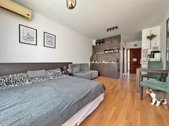 Едностаен апартамент в к.к. Слънчев бряг - 43 кв.м за 1291 €/кв.м - Снимка #1