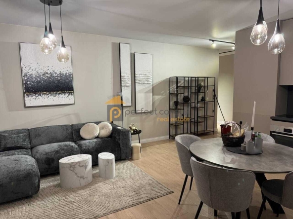 Дава се под наем Двустаен апартамент в Пловдив, Христо Смирненски - 75 кв.м за 850 € - Снимка #1