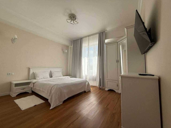 Дава се под наем Двустаен апартамент в София, Витоша - 54 кв.м за 450 € - Снимка #1