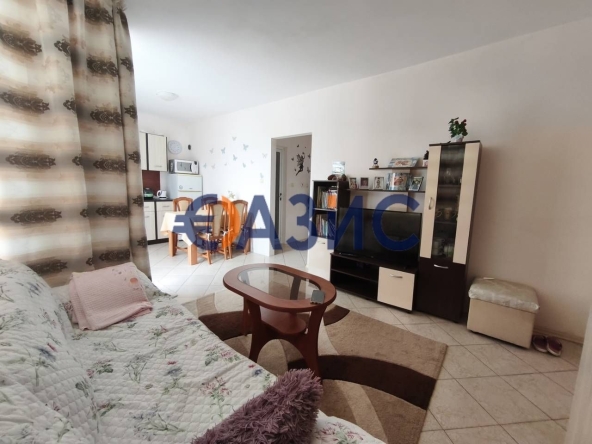 Тристаен апартамент в к.к. Слънчев бряг - 82 кв.м за 909 €/кв.м - Снимка #1