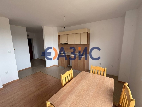 Тристаен апартамент в к.к. Слънчев бряг - 72 кв.м за 1049 €/кв.м - Снимка #1