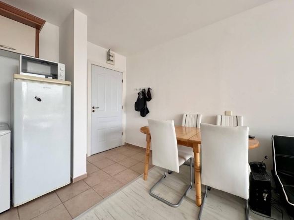 Двустаен апартамент в к.к. Слънчев бряг - 56 кв.м за 1233 €/кв.м - Снимка #1