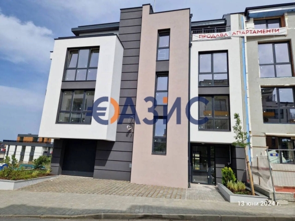 Едностаен апартамент в Созопол - 49 кв.м за 937 €/кв.м - Снимка #1