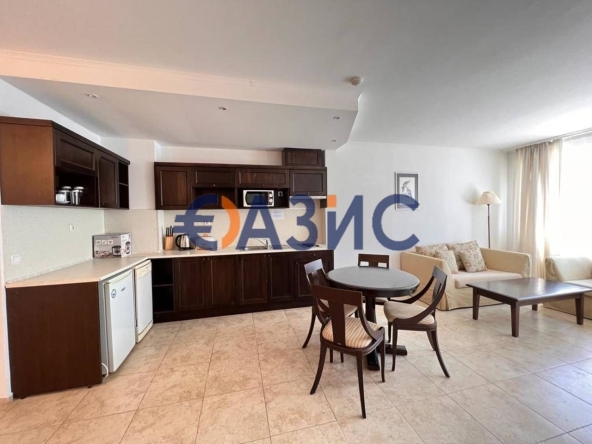 Двустаен апартамент в Обзор - 76 кв.м за 1007 €/кв.м - Снимка #1