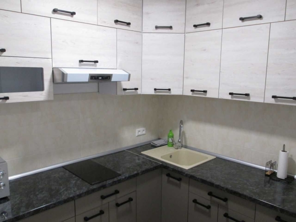 Дава се под наем Едностаен апартамент в София, Горубляне - 56 кв.м за 350 € - Снимка #1