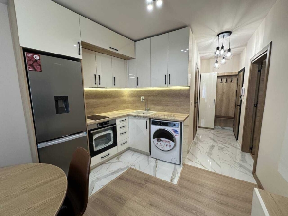 Тристаен апартамент в Пловдив, Мараша - 107 кв.м за 2795 €/кв.м - Снимка #1