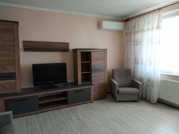 Дава се под наем Двустаен апартамент в София, Западен парк - 78 кв.м за 350 € - Снимка #1