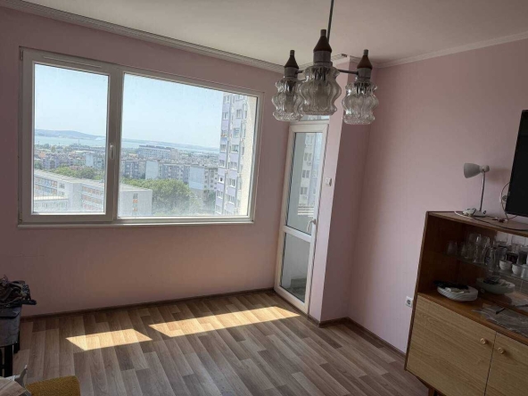 Двустаен апартамент в Бургас, Славейков - 50 кв.м за 2220 €/кв.м - Снимка #1