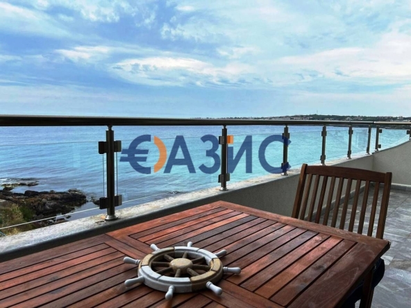 Двустаен апартамент в Созопол - 70 кв.м за 2500 €/кв.м - Снимка #1