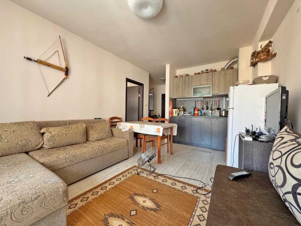 Двустаен апартамент в к.к. Слънчев бряг - 60 кв.м за 1309 €/кв.м - Снимка #1