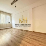 Дава се под наем Офис в Бургас, Център - 20 кв.м за 204 € - Снимка #1