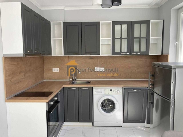 Дава се под наем Двустаен апартамент в Пловдив, Център - 65 кв.м за 475 € - Снимка #1