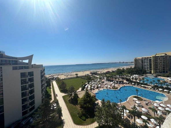 Тристаен апартамент в к.к. Слънчев бряг - 91 кв.м за 1351 €/кв.м - Снимка #1