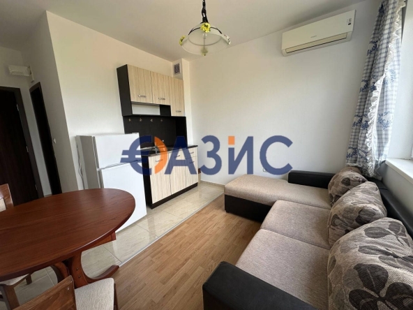 Двустаен апартамент в к.к. Слънчев бряг - 42 кв.м за 1477 €/кв.м - Снимка #1