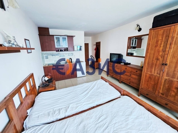 Едностаен апартамент в к.к. Слънчев бряг - 41 кв.м за 1318 €/кв.м - Снимка #1