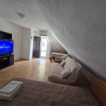 Дава се под наем Двустаен апартамент в Бургас, Лазур - 63 кв.м за 561 € - Снимка #1