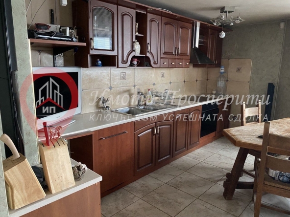 Тристаен апартамент в София, Люлин 8 - 129 кв.м за 2090 €/кв.м - Снимка #1