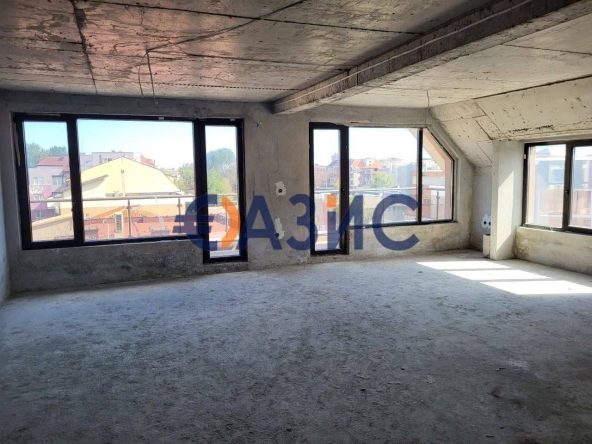 Многостаен апартамент в Несебър - 150 кв.м за 1710 €/кв.м - Снимка #1