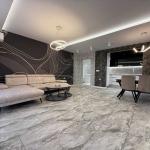 Тристаен апартамент в Пловдив, Остромила - 118 кв.м за 1992 €/кв.м - Снимка #1