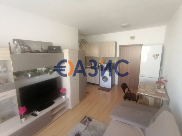 Двустаен апартамент в к.к. Слънчев бряг - 47 кв.м за 1320 €/кв.м - Снимка #1