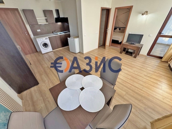 Двустаен апартамент в к.к. Слънчев бряг - 60 кв.м за 1309 €/кв.м - Снимка #1