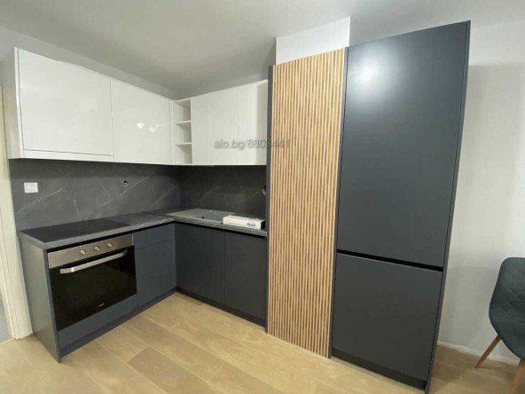 Тристаен апартамент в Пловдив, Кършияка - 101 кв.м за 1712 €/кв.м - Снимка #1