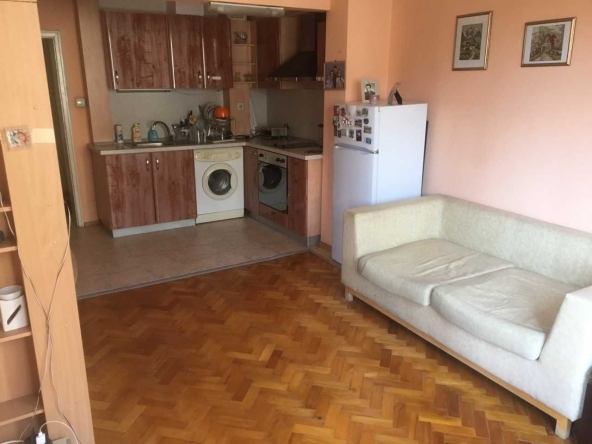 Тристаен апартамент в Пловдив, Кършияка - 64 кв.м за 1561 €/кв.м - Снимка #1