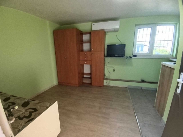 Дава се под наем  в Варна, Център - 12 кв.м за 300 € - Снимка #1