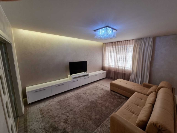 Дава се под наем Едностаен апартамент в София, Мусагеница - 50 кв.м за 375 € - Снимка #1