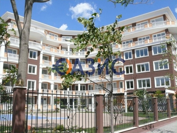 Едностаен апартамент в к.к. Слънчев бряг - 47 кв.м за 1192 €/кв.м - Снимка #1