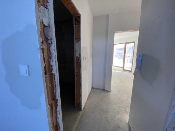 Тристаен апартамент в Пловдив, Мараша - 105 кв.м за 1372 €/кв.м - Снимка #1