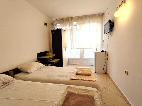 Дава се под наем Едностаен апартамент в Несебър - 20 кв.м за 128 € - Снимка #1