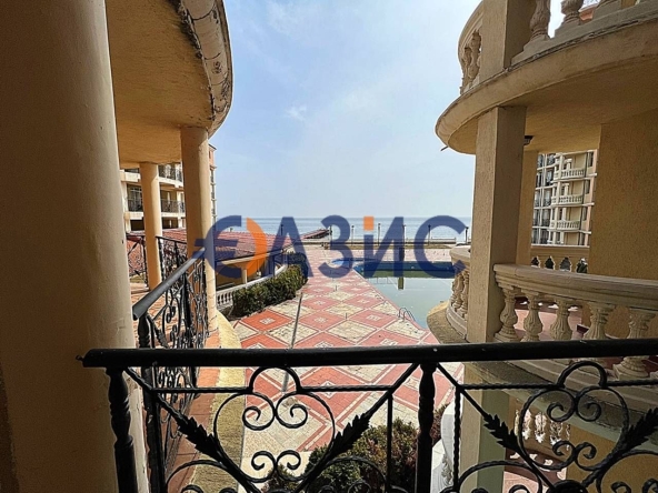 Двустаен апартамент в к.к. Елените - 93 кв.м за 787 €/кв.м - Снимка #1