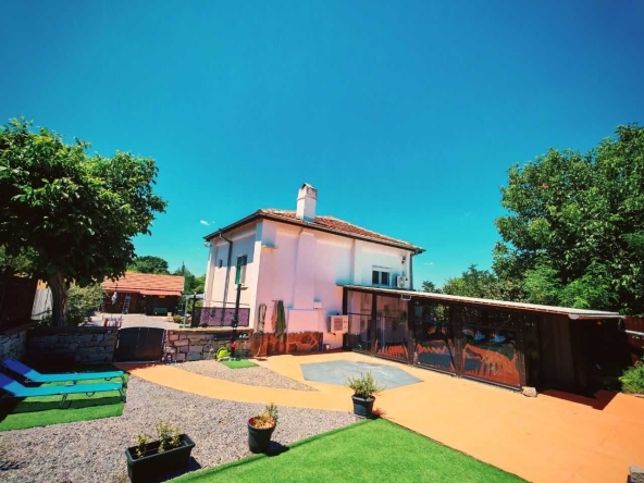 Къща в Елхово - 150 кв.м за 612 €/кв.м - Снимка #1