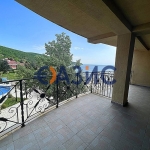 Тристаен апартамент в к.к. Елените - 120 кв.м за 834 €/кв.м - Снимка #1