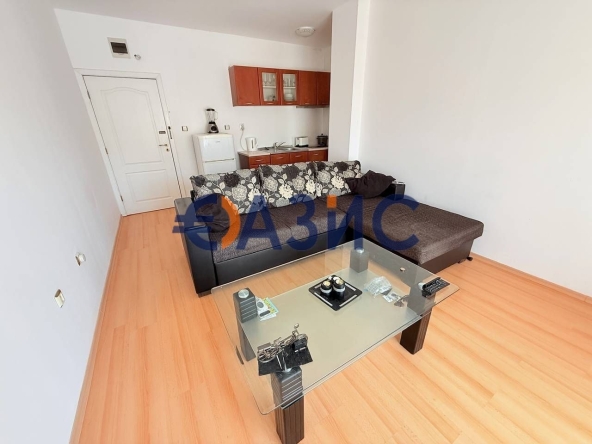 Двустаен апартамент в к.к. Слънчев бряг - 54 кв.м за 880 €/кв.м - Снимка #1