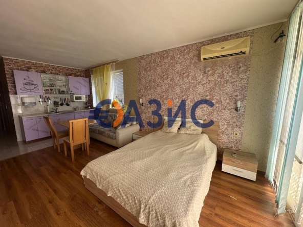 Едностаен апартамент в к.к. Слънчев бряг - 56 кв.м за 1125 €/кв.м - Снимка #1