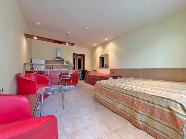 Едностаен апартамент в к.к. Слънчев бряг - 51 кв.м за 1304 €/кв.м - Снимка #1