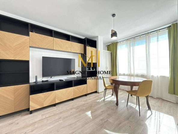 Дава се под наем Тристаен апартамент в Бургас, Лазур - 72 кв.м за 663 € - Снимка #1