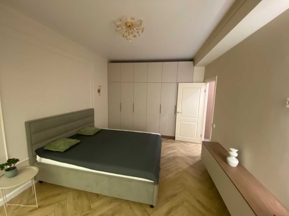 Дава се под наем Двустаен апартамент в София, Студентски град - 70 кв.м за 475 € - Снимка #1