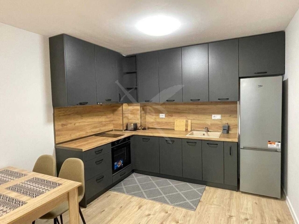 Дава се под наем Двустаен апартамент в Пловдив, Христо Смирненски - 72 кв.м за 550 € - Снимка #1