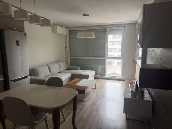 Дава се под наем Двустаен апартамент в Пловдив, Кючук Париж - 55 кв.м за 408 € - Снимка #1