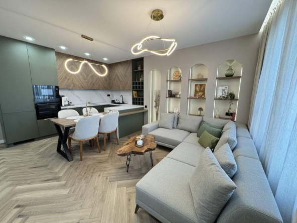 Дава се под наем Двустаен апартамент в Бургас, Славейков - 62 кв.м за 1020 € - Снимка #1