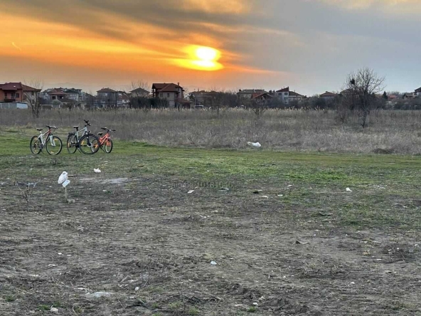 Парцел в Пловдив, Прослав - 472 кв.м за 172 €/кв.м - Снимка #1