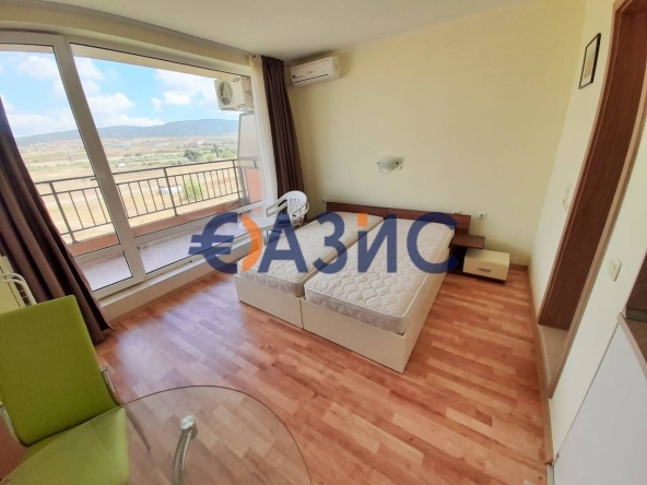 Едностаен апартамент в к.к. Слънчев бряг - 40 кв.м за 1075 €/кв.м - Снимка #1