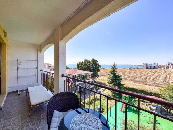 Двустаен апартамент в с. Равда, Област Бургас - 72 кв.м за 1084 €/кв.м - Снимка #1